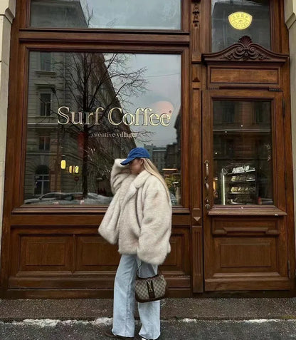 Women's Long Plush Faux Fur Coat – Warm & Stylish Winter Wear